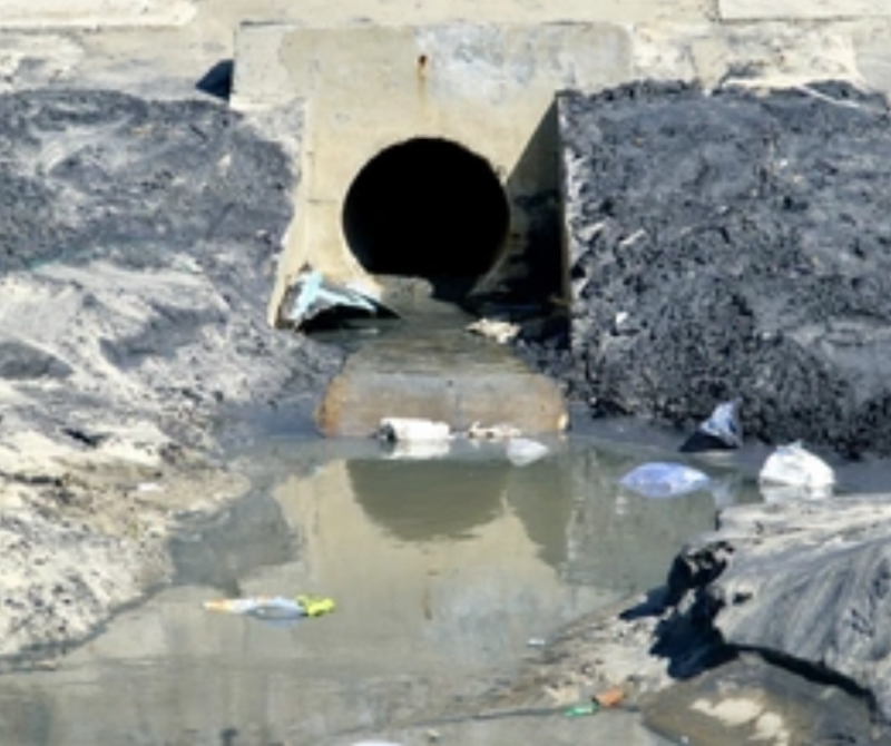 Nước thải sinh hoạt tràn ra biển Lý Hòa: Cảnh báo cấp thiết về xử lý nước thải ở khu dân cư